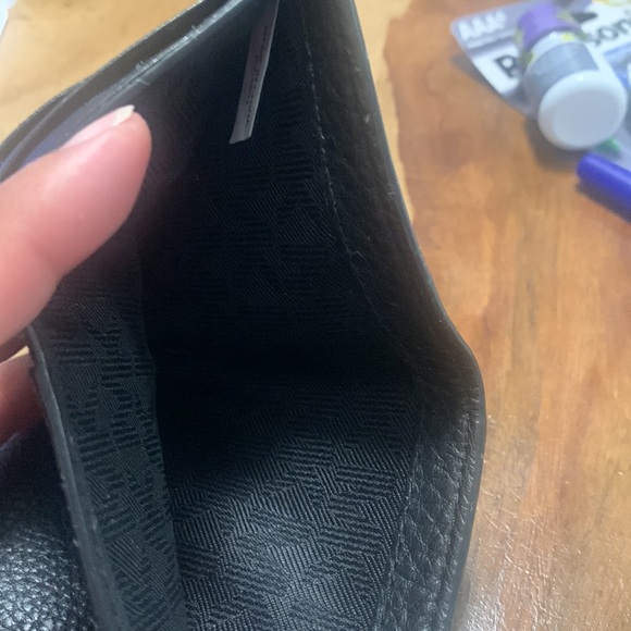 Michael Kors Black Pebbled wallet - Picture 5 of 5